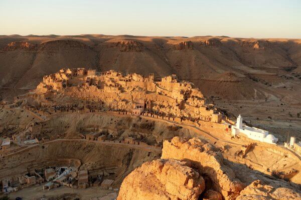 Dahar tunisien désert montagnes chair cœur